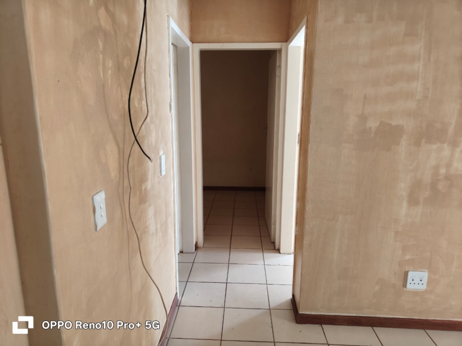 To Let 2 Bedroom Property for Rent in Promosa North West